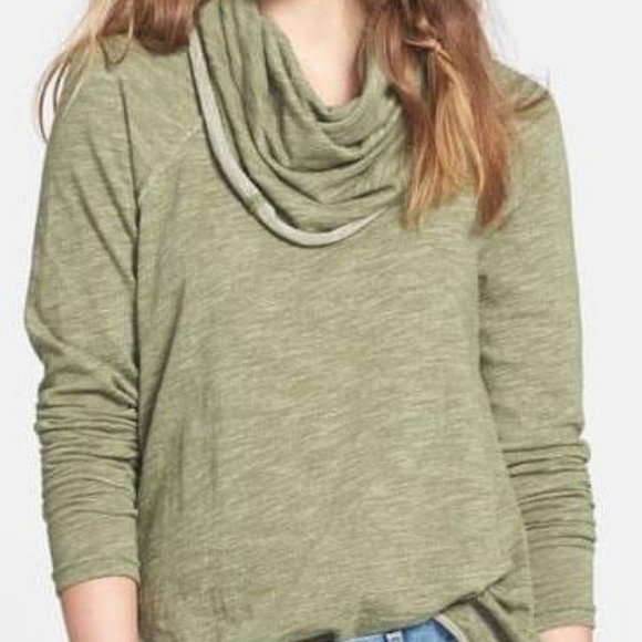 Tops - 🖤 FREE PEOPLE Beach Cocoon Cowl Neck Pullover S/M